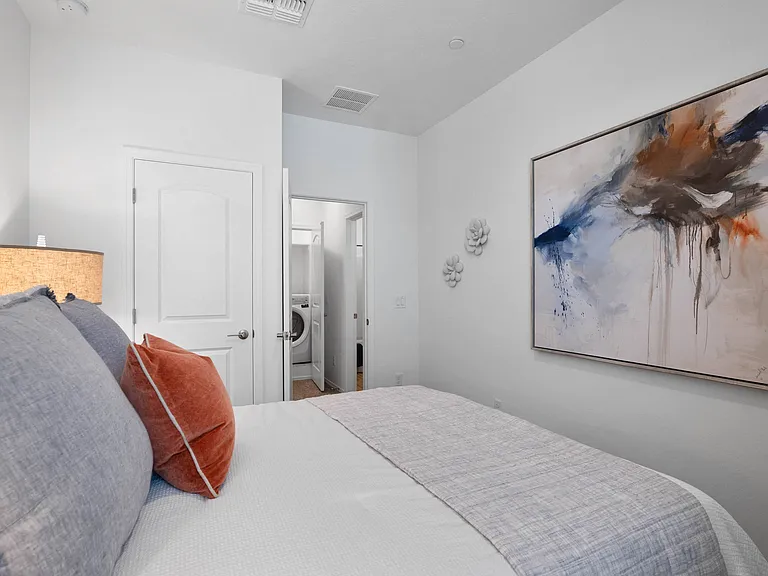 Townhomes at Sunnyside — Photo 14