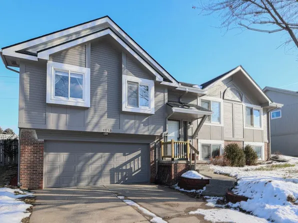 1213 N 156th Ave, Omaha, NE 68118