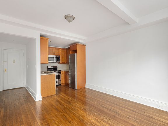 4th image of 15-17 Park Ave #1503