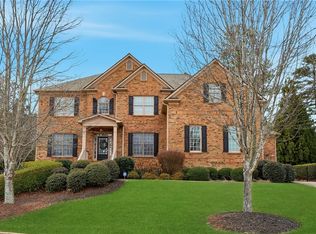 2555 Weddington Rdg NE, Marietta, GA 30068