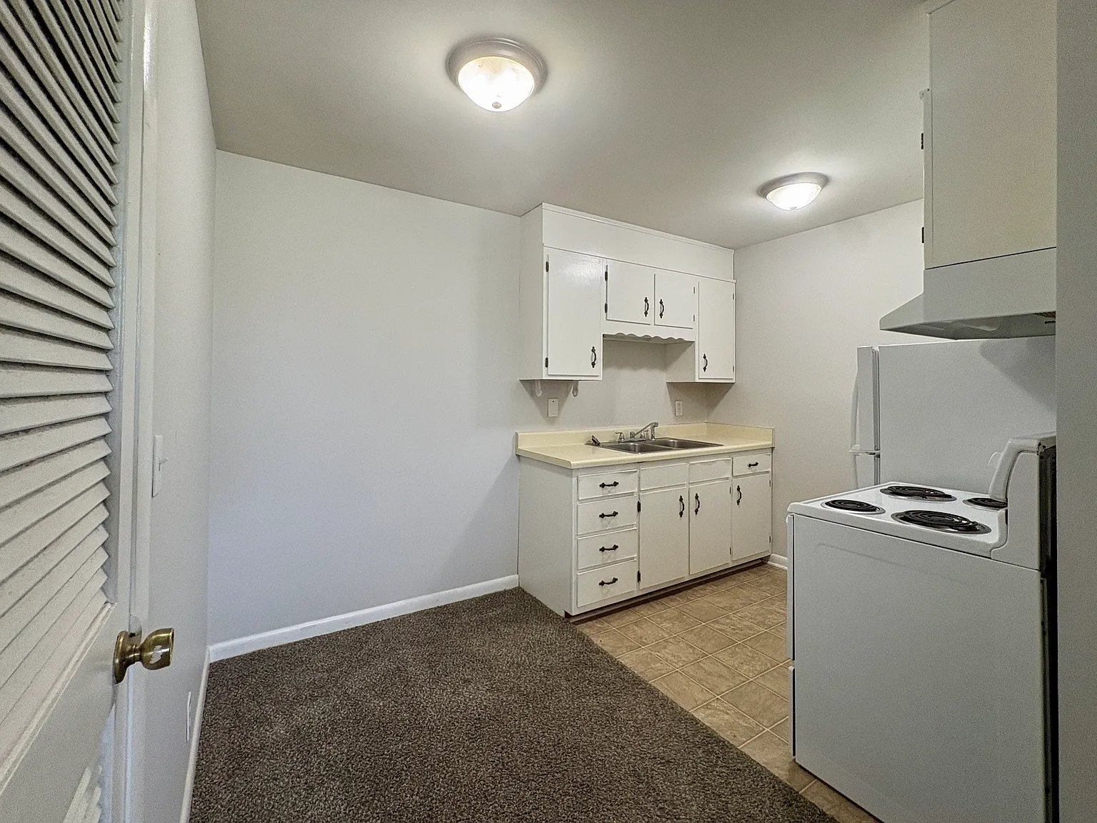1 bed, 608 sqft, $1,100 — Photo 4