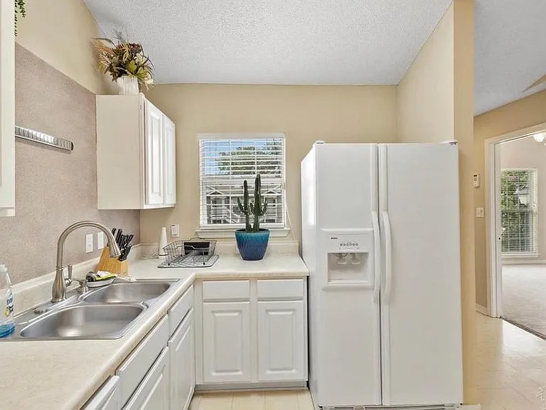 7101 Joy St #C5 — Photo 10