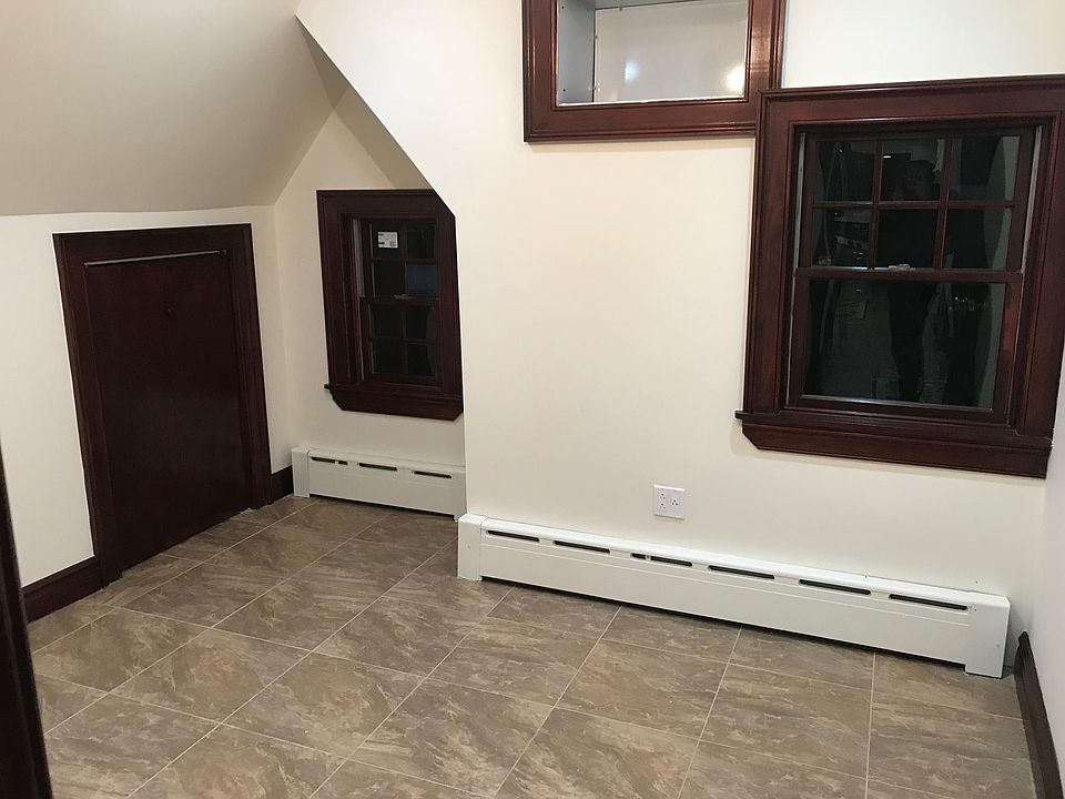 2nd image of 1419 Avenue H