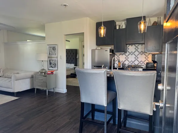 2686 Rosemary St NW, Atlanta, GA 30318