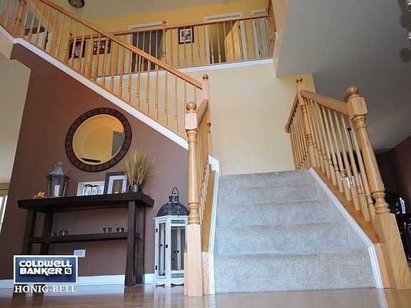 2nd image of 340 Thornwood Way