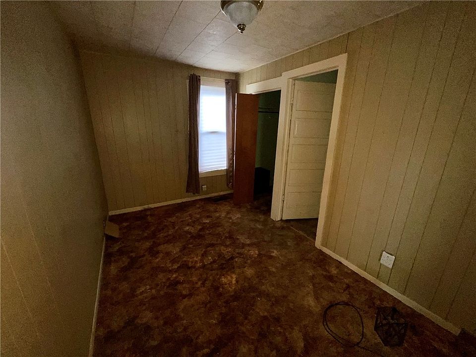 719 E Jefferson Ave, Chrisman, IL 61924 Zillow