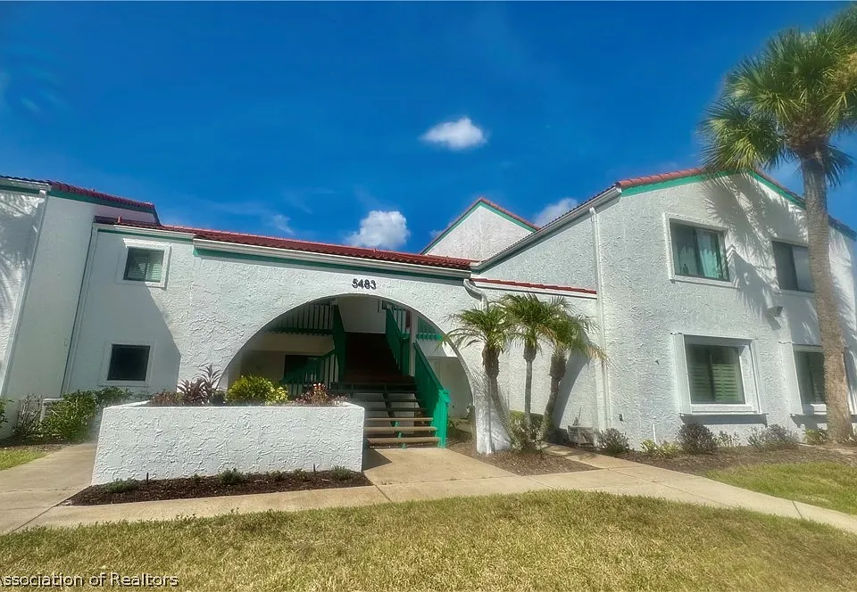 5483 Casablanca Cir #26