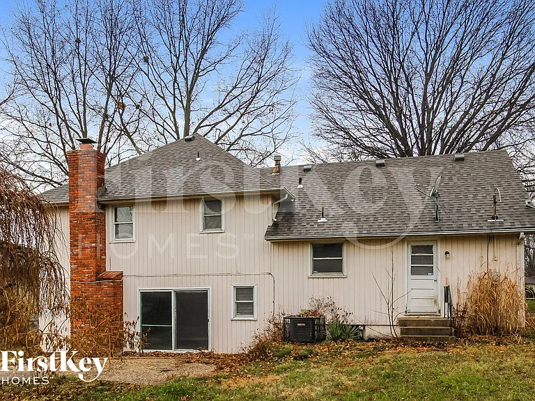 11943 Manchester Ave — Photo 15