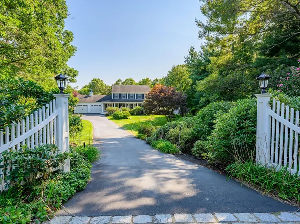 4 Firefly Lane, Sandwich, MA 02563