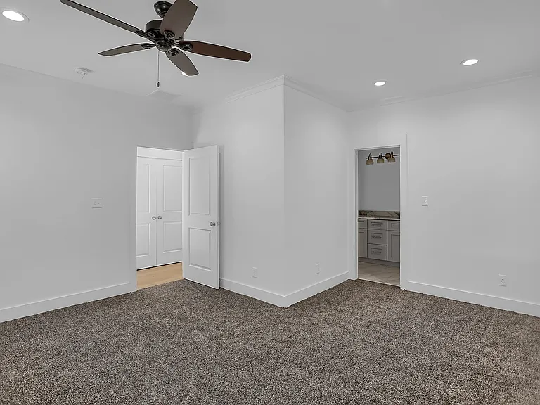 5018 Wilburn Ave — Photo 9
