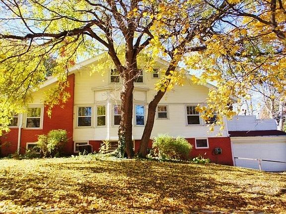 2nd image of 2834 Stratford Ave