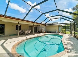 13592 Columbine Ave, Wellington, FL 33414