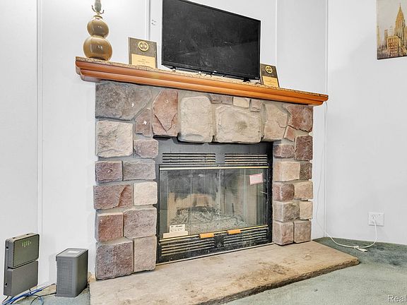 4th image of 7151 Martin Rd