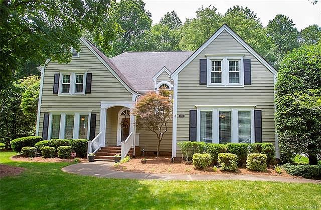1st image of 9924 Warwickshire Ln