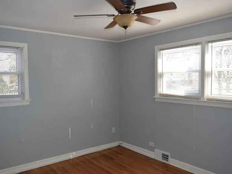 2311 Lake St — Photo 10