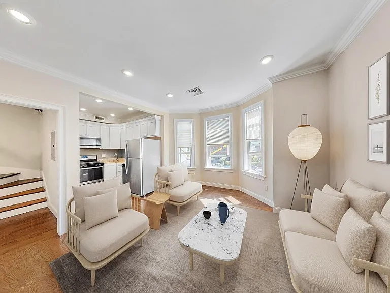 17 Perrin St #2 — Photo 6