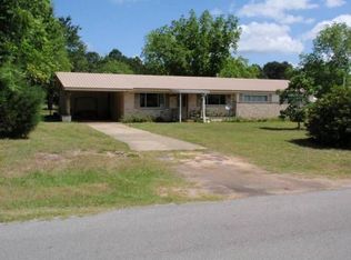 142 4th Ave NE, Crestview, FL 32539