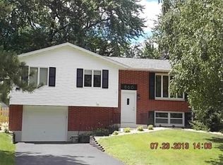 860 Hamilton St, Portage, WI 53901