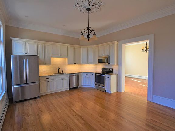 Archway into Dining Room
