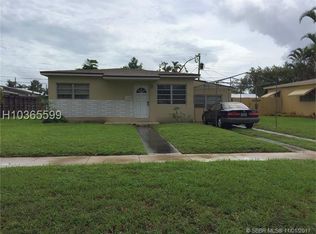 6630 NW 40th St, Virginia Gardens, FL 33166