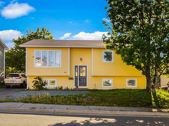 3rd image of 44 Kerry Avenue