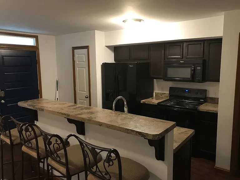 112 College Avenue — Photo 27