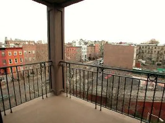 Sold by Corcoran | media 21