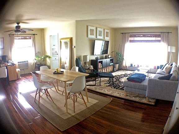 2nd image of 1046 N Spaulding Ave #12