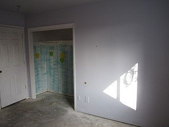 2nd image of 160 S High St