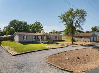 419 Kraft Rd, Warsaw, MO 65355