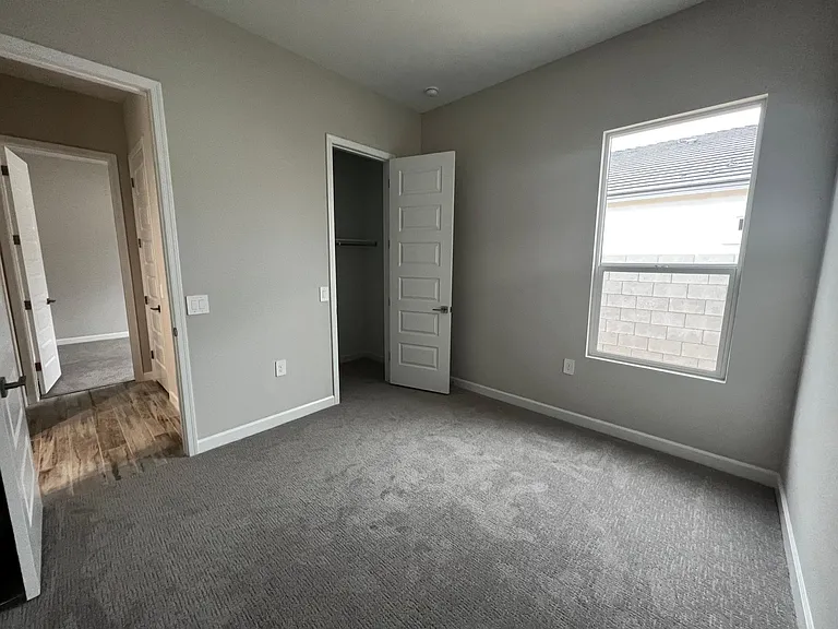 10548 W Albert Ln — Photo 14