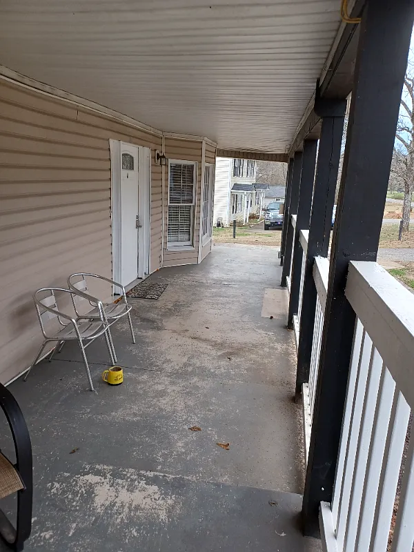 Utilities with rent 2 bedroom — Photo 3