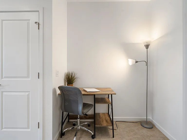 S 224th Ln — Photo 8