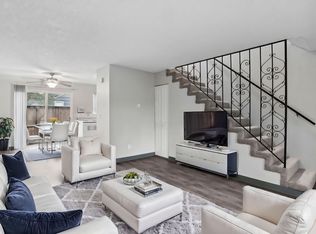19550 E Burnside St #2B-1BA, Portland, OR 97233