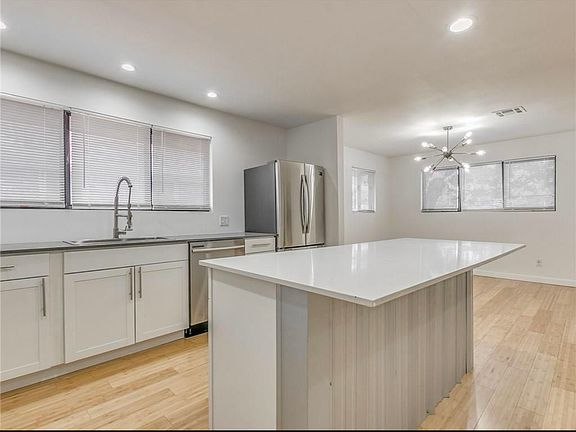 5th image of 9401 Britton Cir