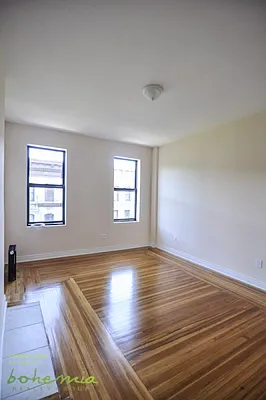 Rented by Bohemia Realty Group | media 16