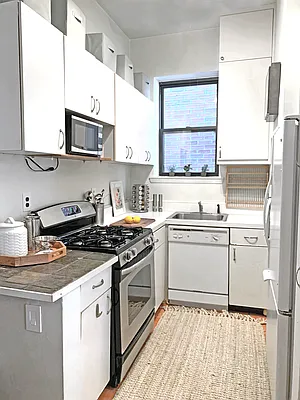 Sold by Compass | media 14