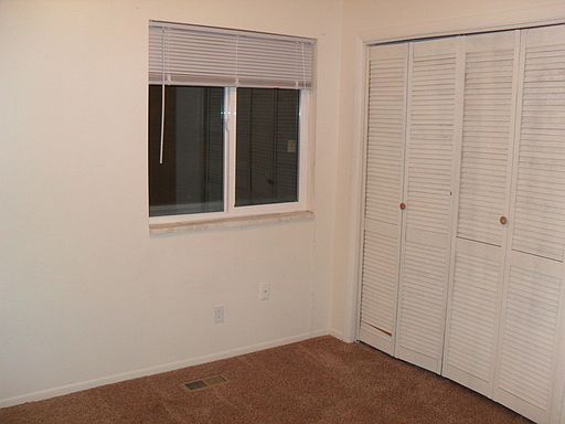 5th image of 761 W Jackson Ave