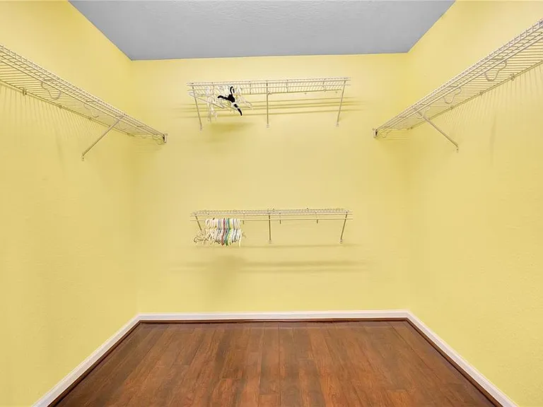 7325 Derexa Dr — Photo 30