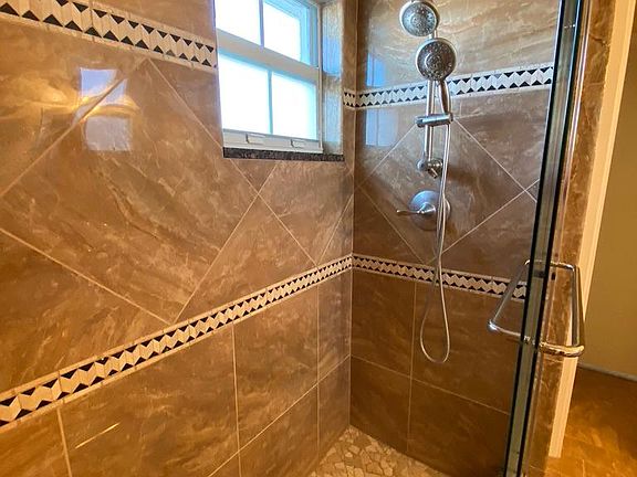 5th image of 8830 Bay Pointe Dr #205