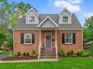 534 Grant St, Downers Grove, IL 60515