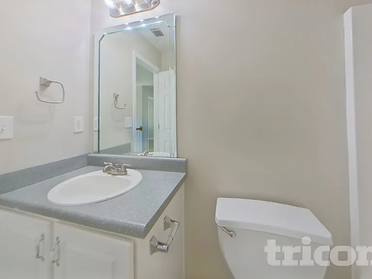 338 Shadowbrooke Cir — Photo 15