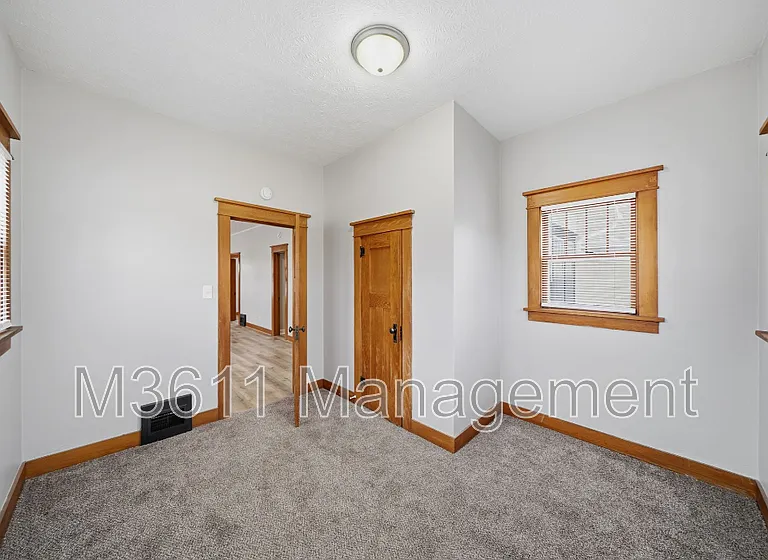 6928 Ballard Ave — Photo 17