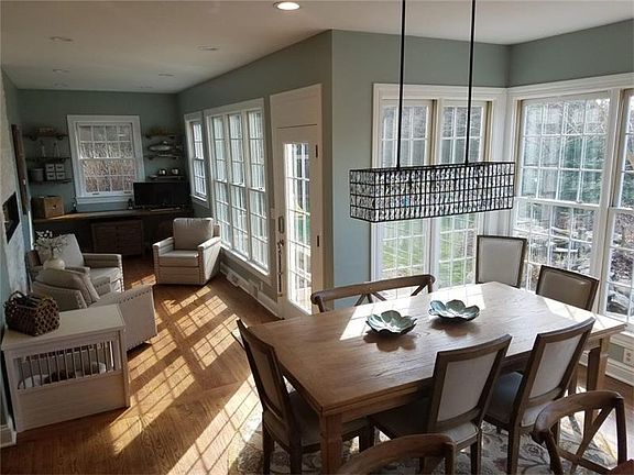 5th image of 4337 Glades Dr
