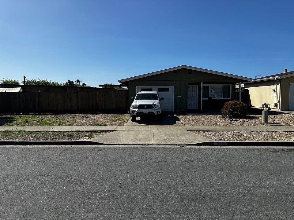 1st image of 223 Hushbeck Ave