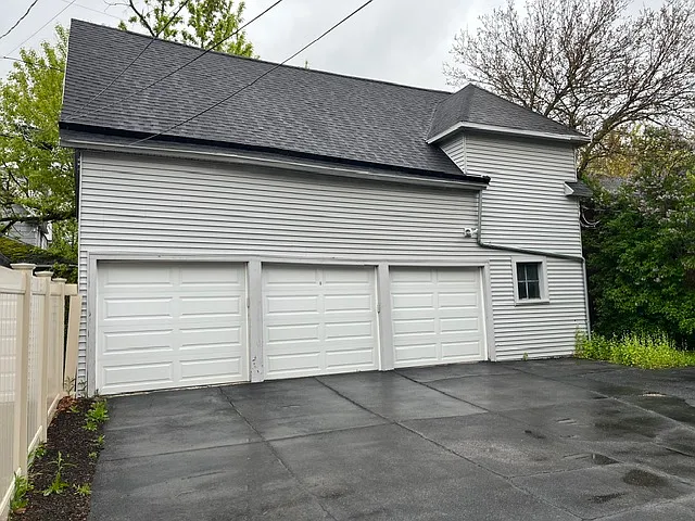 Garage. Unit #1 has one space.