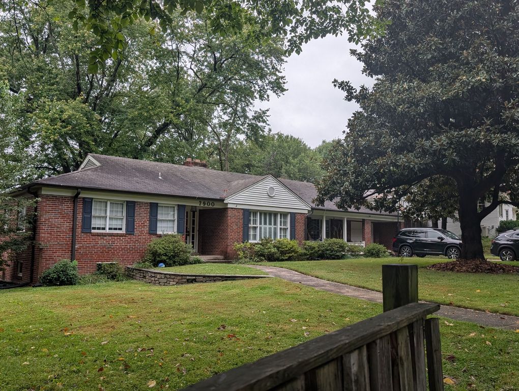 7900 Cypress Pl - Property Image