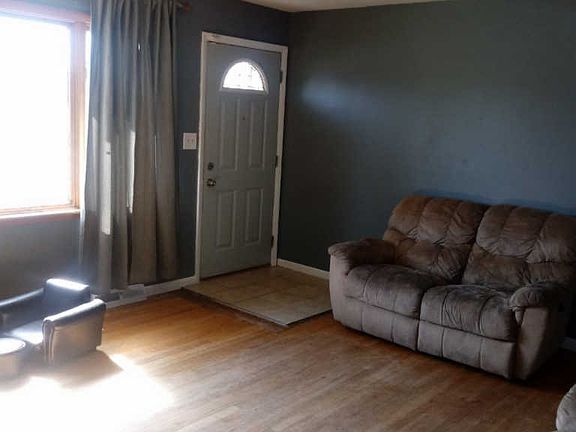 5th image of 6550 Grand Ave