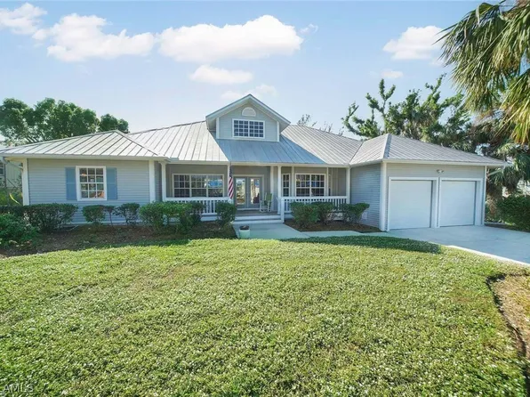 7659 Grande Pine Rd, Bokeelia, FL 33922