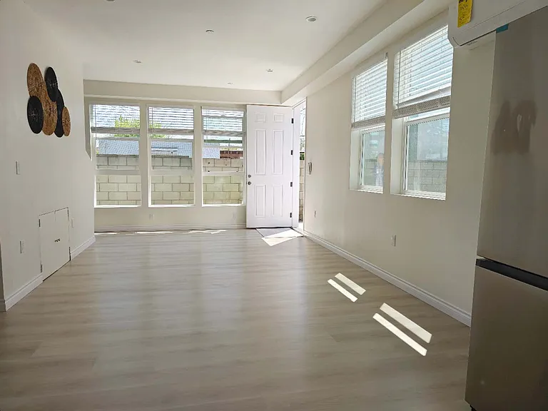 502 N Campbell Ave #502 — Photo 4